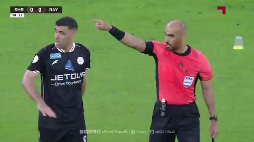 قرارات جريئة
قرارات استثنائية
قرارات عادلة ومنصفة
أفضل حكام العالم لا يستطيعون ادارة مباراة بهذه الجودة التحكيمية

كل الدعم للإماراتي عادل النقبي 🇦🇪