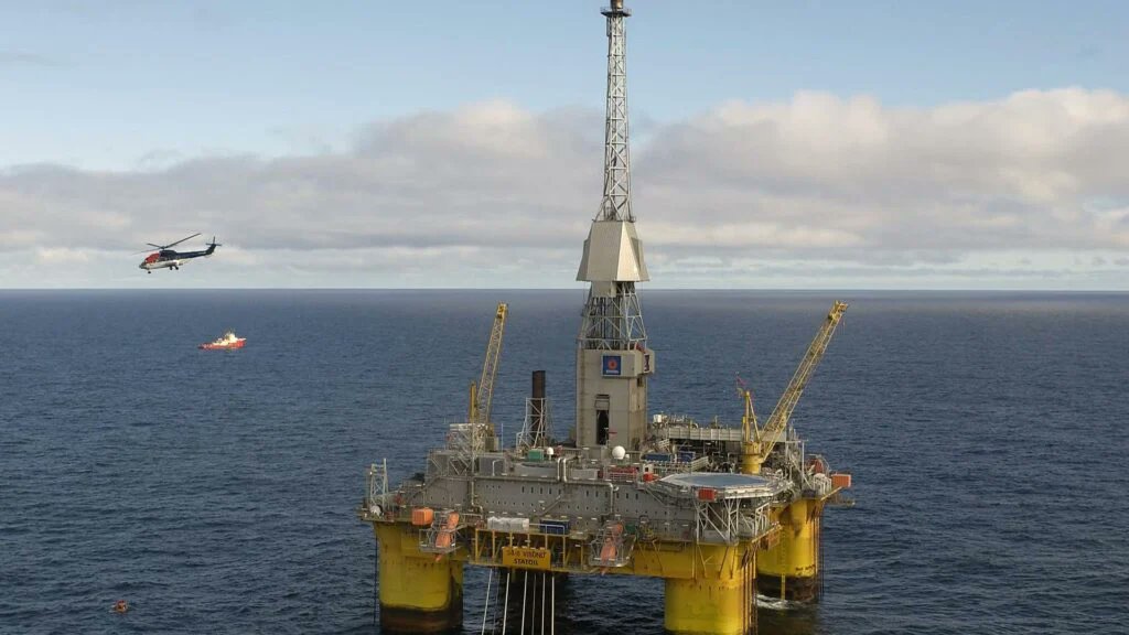 offshoreenergyt's tweet image. #ICYMI: #Oil &amp;amp; #Gas round-up: ⤵️ Part 1

📌 Huge gas discovery surfaces in Southeast Asian waters: buff.ly/uEUBtqJ 
📌 @exxonmobil reaffirms trust in Saipem with eighth contract offshore Guyana: buff.ly/6MyNTPm 

📸 Norwegian Offshore Directorate