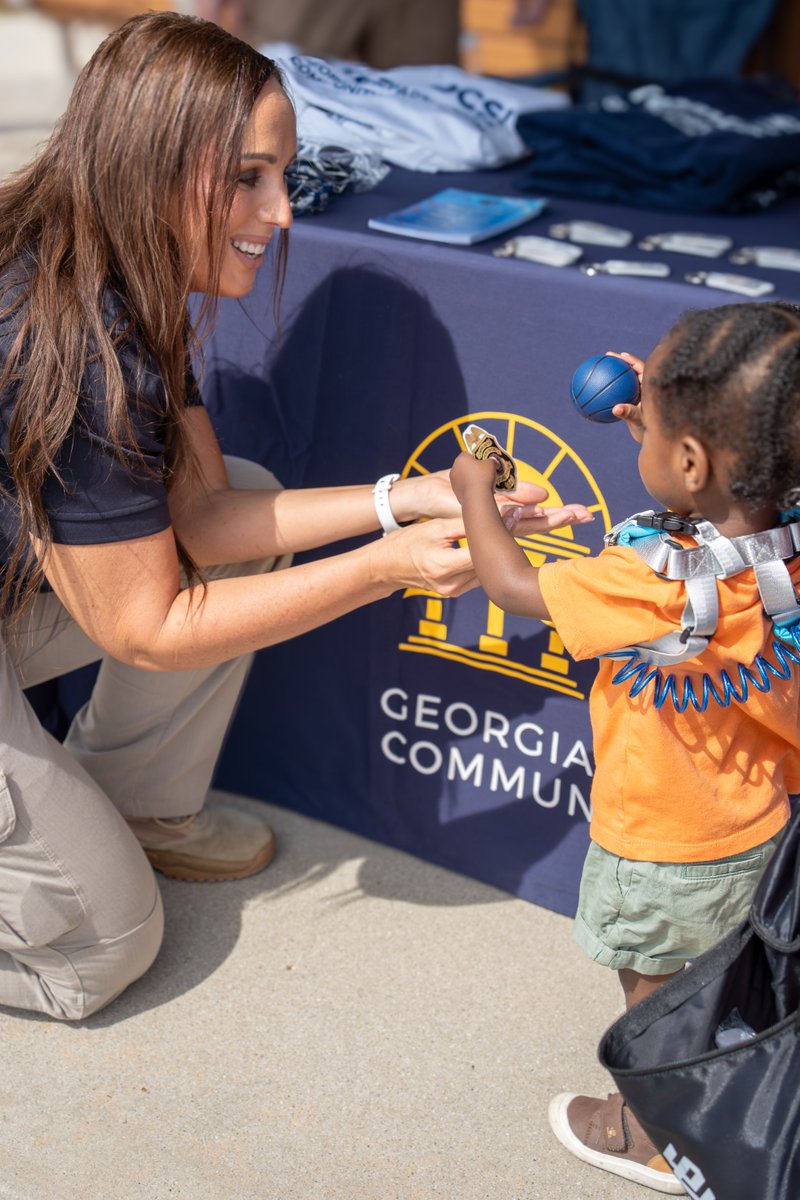GeorgiaDCS's tweet photo. 🧩 Camp Puzzle! 🧩

In honor of Autism Acceptance Month, DCS was proud to participate in Camp Puzzle! Camp Puzzle is a sensory-friendly event that brings together individuals on the autism spectrum.

We’re grateful for the chance to engage with and support our communities! 🫶 https://t.co/AoQlh4ZuJt