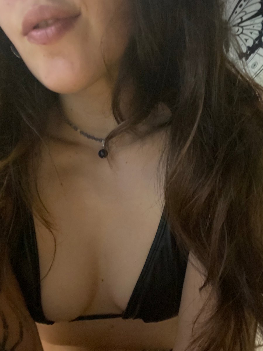 isadelasok's tweet photo. Hey hey heeey, who's ready to join me online @Stripchat? 👉 https://t.co/gj4hmr50by #stripchat #stripchatlive https://t.co/e5P5J7GL1D