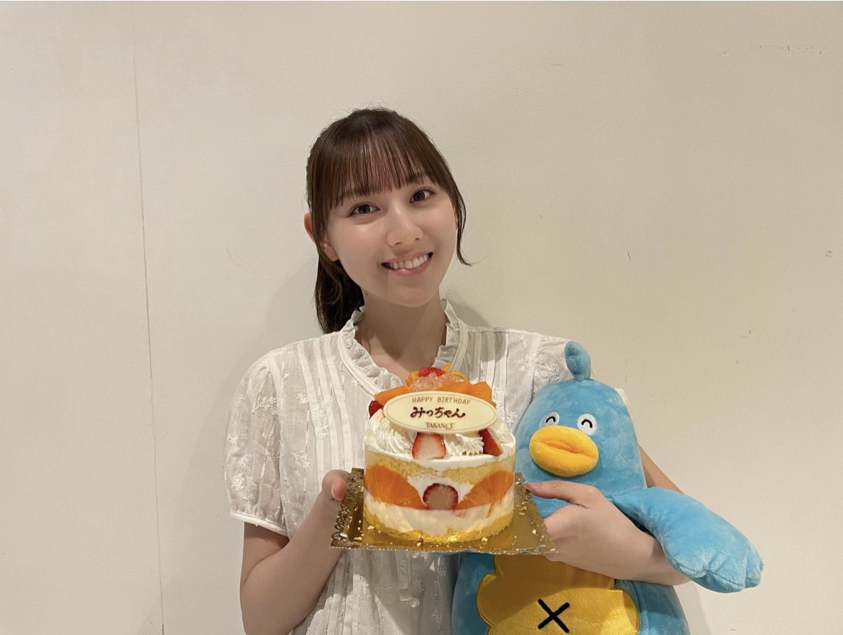 おひさまさんさん品！ Sassy サッシー かしゃかしゃぬのえほん(おひさま): 通常| プラザ
