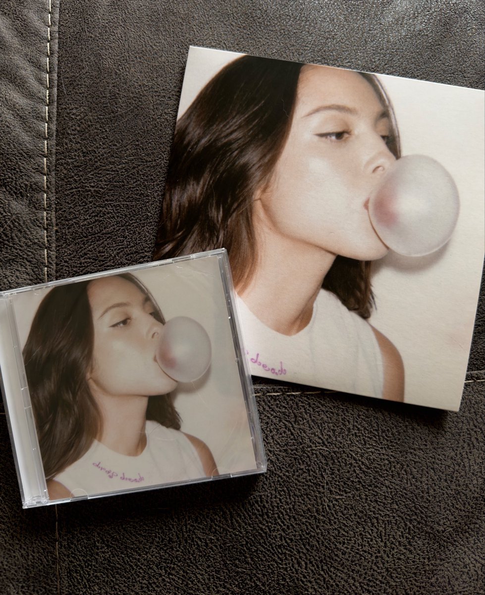 megs 🩷 tweet media