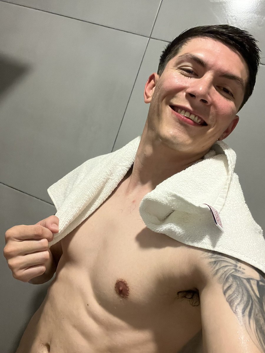 El Loco Max hot 🔥 tweet media