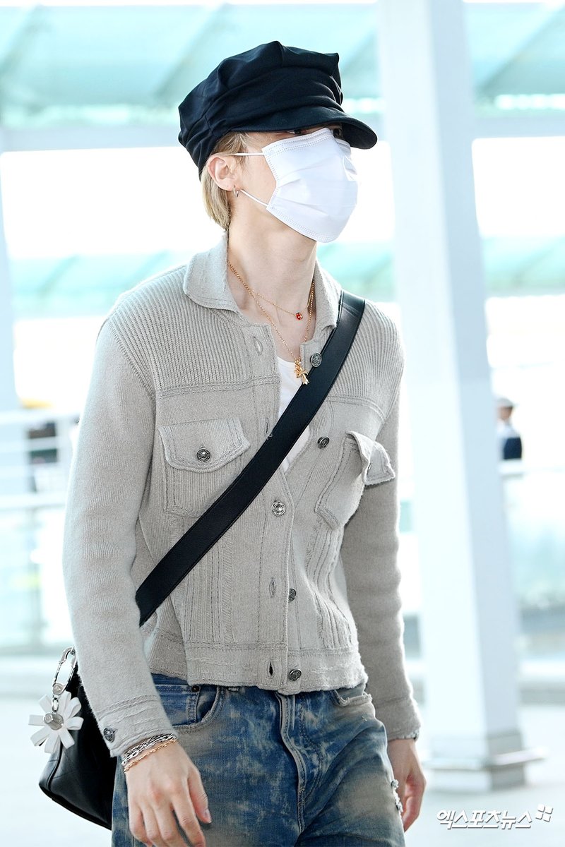 JiminItalia's tweet photo. [📷] | 230426 | I #BTS partono per gli Stati Uniti per il proseguimento del #BTSWORLDTOURARIRANG 🛫🇺🇸

#JiminItalia #BTS_ARIRANG #방탄소년단 #지민 #JIMIN #박지민 #JMITA #JMBTSITA #ARJMITA #ARIRANG 
Cr.📸 https://t.co/LAkqAHkAne