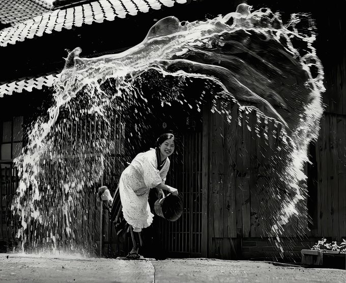 LaydenRobinson's tweet image. "Good Thursday" and if you haven't checked out the latest #music, listen and add to your playlists here. 
&amp;gt; open.spotify.com/artist/0k2p7PV… &amp;lt;