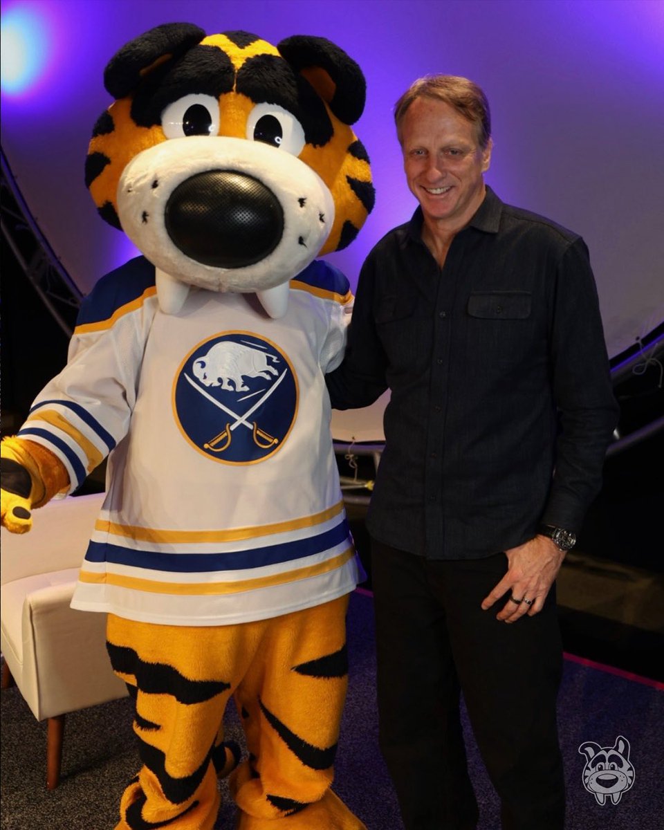 y - Sabretooth tweet media
