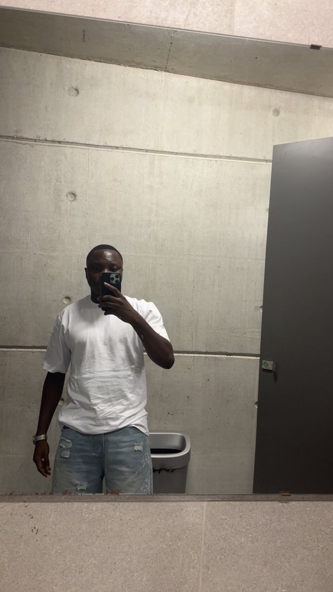 iamkroosii tweet media