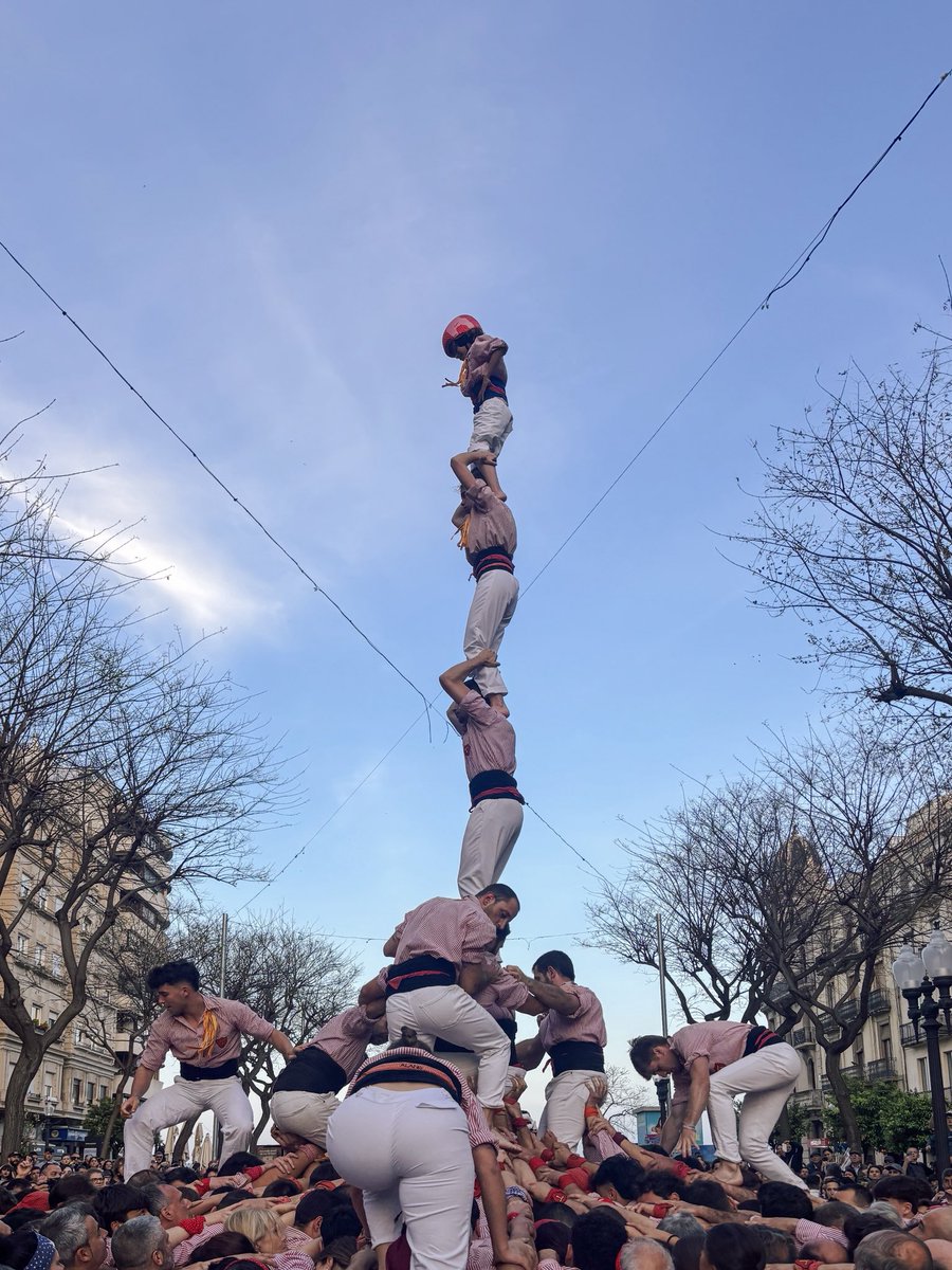 Xiquets de Tarragona tweet media