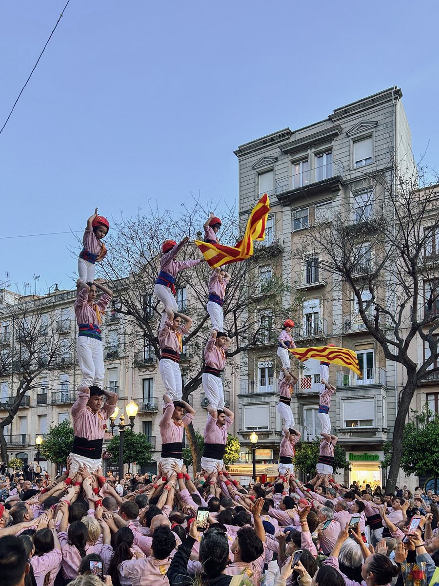 Xiquets de Tarragona tweet media