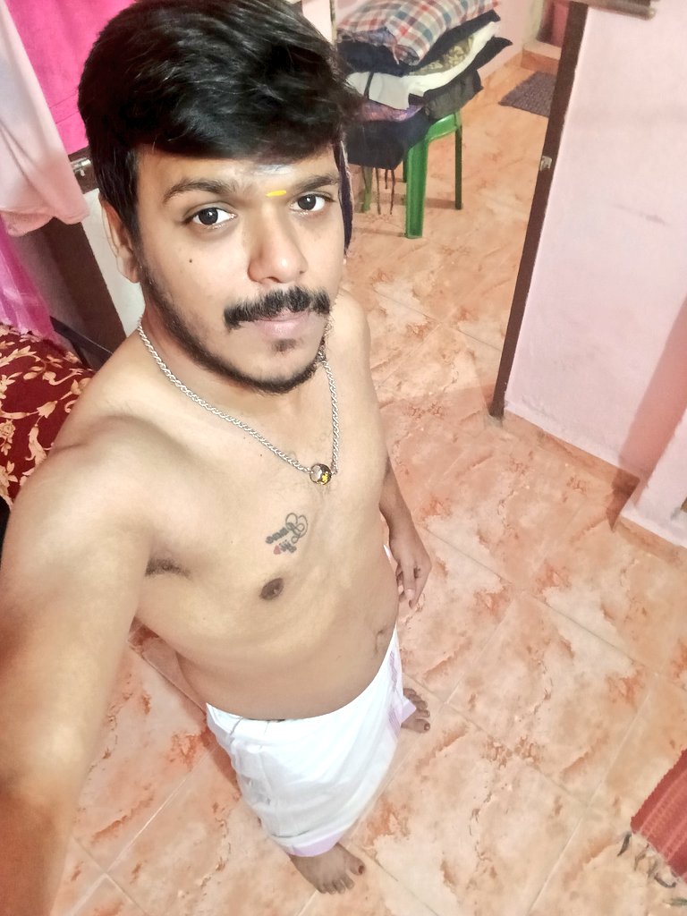 magilvanpink's tweet photo. Dhoti spl 😻 pink love forever 😊 

#magilvan_pink #gay #gayboy #gaylove #gaytamil #tamilgay #loveislove #pinkboy #pinkygay #lgbtiqa #comingoutgay https://t.co/qkpFcdn18n