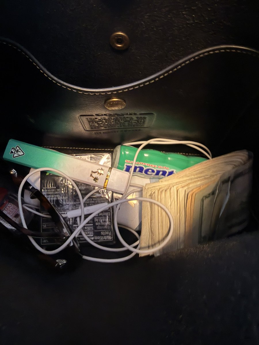 bluelemonade tweet media