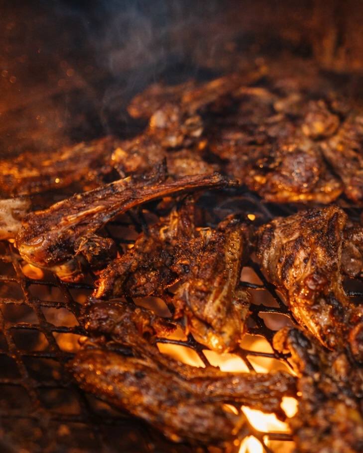 iuicalbanyny's tweet image. Together again for the Feast of Unleavened Bread just the way the Lord Commanded 🔥 🍞🐑🌿

#Passover #Lamb #HolyConvocation #FeastWeek #Exodus