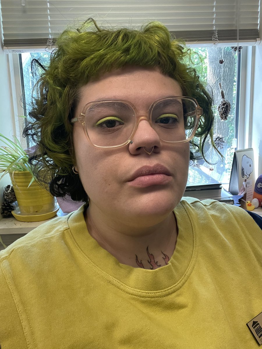 laura’s bush 💚 tweet media