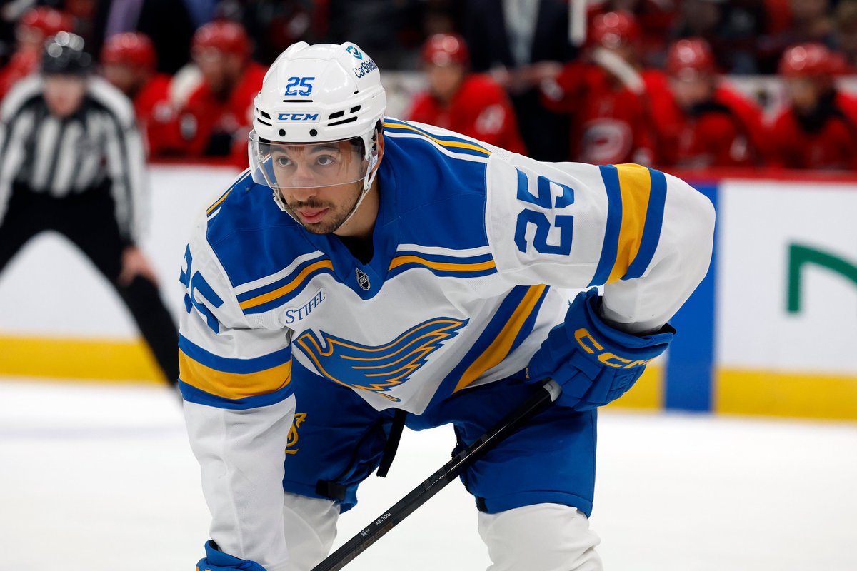 MatrixMidwest's tweet image. The @StLouisBlues announced today that Jordan Kyrou had a minor knee procedure earlier this week, but is expected to be ready for training camp.

More: matrixmidwest.com/2026/04/23/kyr…

#stlblues #BluesHockey #letsgoblues