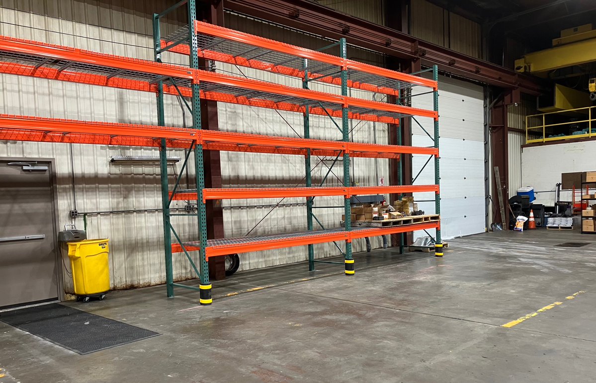 Cranston_MHEC's tweet image. Recent pallet rack projects from this year—built for real operations, efficient storage, and long-term performance. 

Different facilities. Different challenges. Same goal, getting the storage right..

#PalletRacking #WarehouseOperations #MaterialHandling #Cranston #BuiltToWork