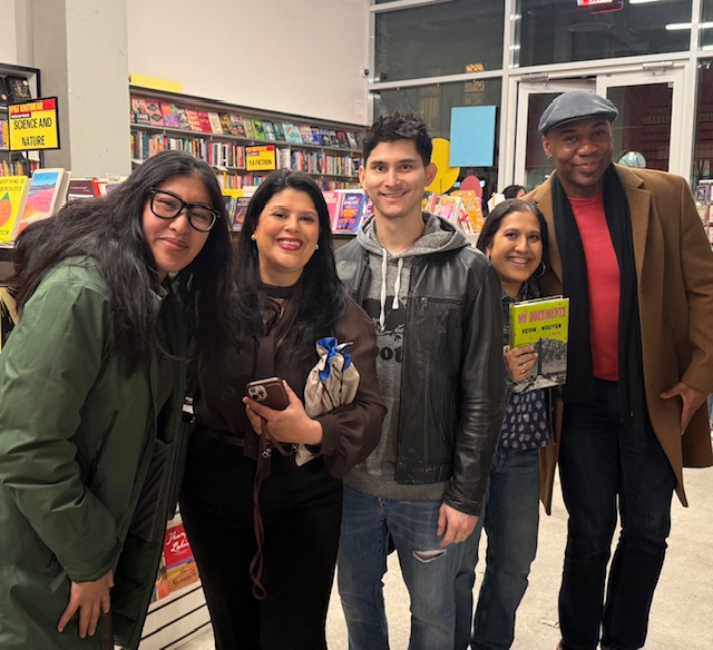 Susanshapironet's tweet image. Amazing SRO #writing #publishing #panel thanks to @PENamerica @ptknitwear brilliant panelists #agent @jcastillobooks #editors  @ClarenceAHaynes @knguyen @eamondolan Emi Ikkanda, DebGarrison  &amp;amp; everyone who came!