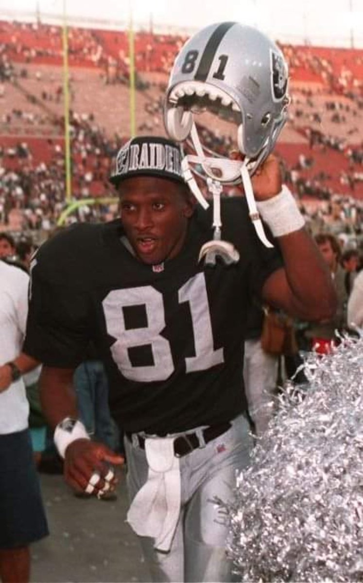 🏴‍☠️Silver&BlackHoleSun tweet media