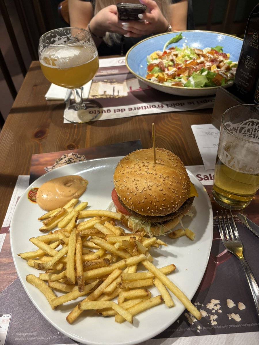 bibi ✿ tweet media