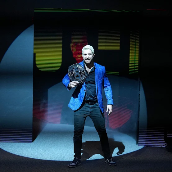 Logan Lane tweet media