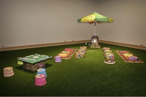 Rjamesfinearts's tweet image. Art History: "Buddha's Picnic" by Gonkar Gyatso: An installation that merges a traditional Tibetan shrine with a modern picnic, inviting viewers to leave offerings and examining the intersection of the sacred and secular.
#PicnicDay
