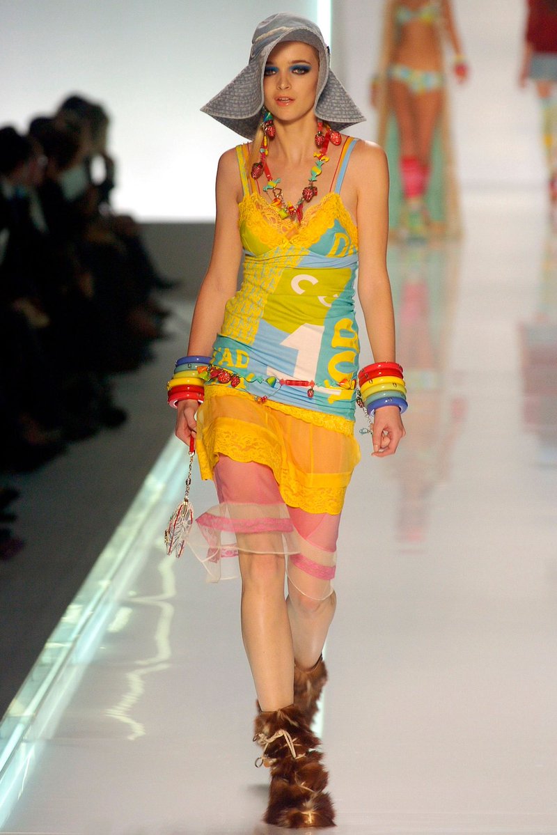 Lauren Luo in Dior ss05