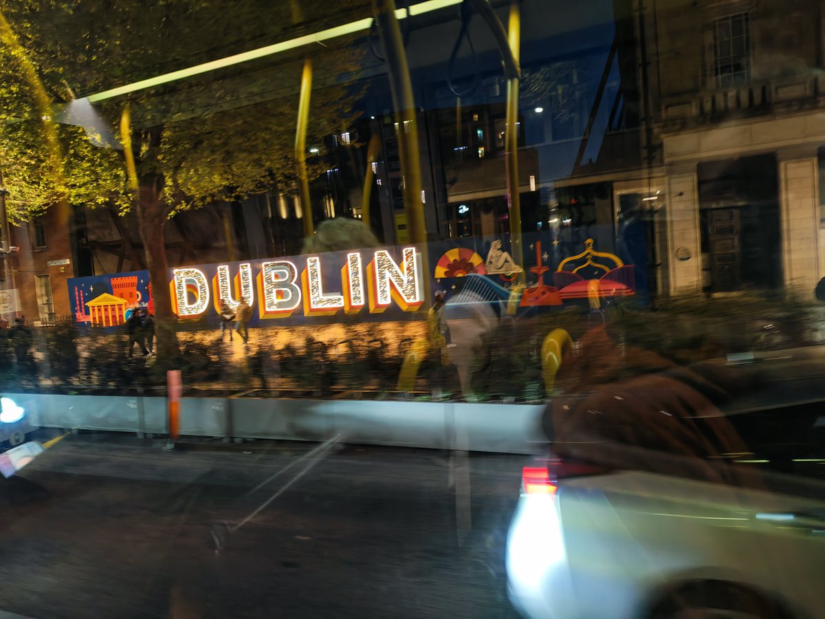 MeilowMarco's tweet image. War mal wieder in der City... Absolut klasse Vibe bei tollem Wetter #dublin #ireland #mood