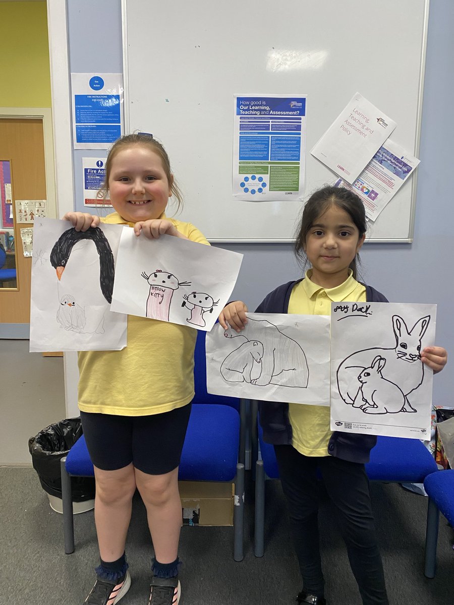 NewStevenstonPr's tweet image. Mrs Scott was delighted to welcome some very hard working children to her office this week, fantastic efforts in literacy, maths and art! Well done everyone! 💙🙌💙#celebratingsuccess #proud
