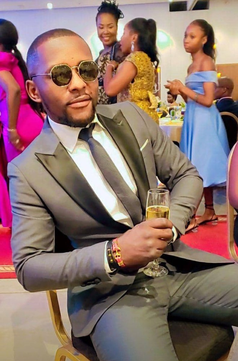 ᏟᎬᏁᎢᏒᎪᏞ👑🇨🇩 tweet media