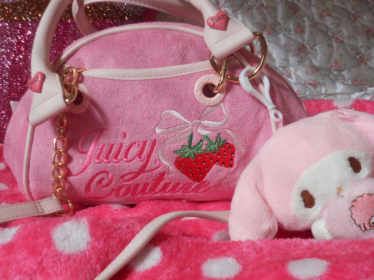 strawberry cake dolly ˚ʚ♡ɞ˚ tweet media