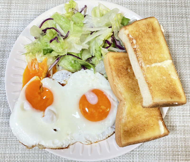 目玉焼き