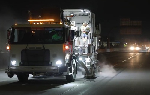 AASHTOsean's tweet image. The @UtahDOT says Bangerter #Highway getting high-visibility lane striping. #transportation #road #roadway #infrastructure #stateDOT #construction @aashtospeaks @GovCox @USDOTFHWA  connect.udot.utah.gov/2026/04/21/new…