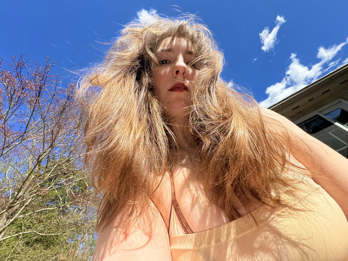 Hannah x tweet media