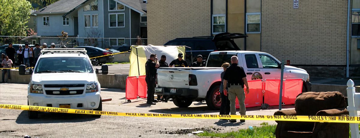 Sanchezmendieta's tweet image. Un migrante de #Ecuador, identificado como Carlos Fabián Ayala, apareció muerto debajo de una camioneta en Spring Valley, en Nueva York, en EE.UU. Hay un detenido. Detalles 👇