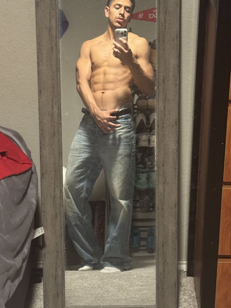 PopsIstheGoat's tweet image. nah i still gotta let em know 

#latino #tx #sleeperbuild