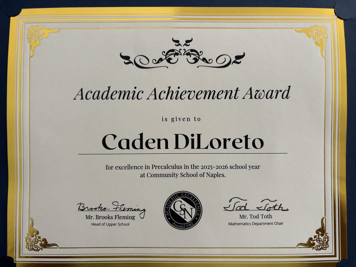 CMDiLo2's tweet photo. Arm talent &amp; quick release  ✅
Accuracy &amp; ball placement ✅
Mobility &amp; playmaking          ✅
Poised &amp; Competitive           ✅
And…Smart &amp; Decisive.        ✅

4.0 Unweighted GPA at Community School of Naples https://t.co/GOEZ7gP5q6