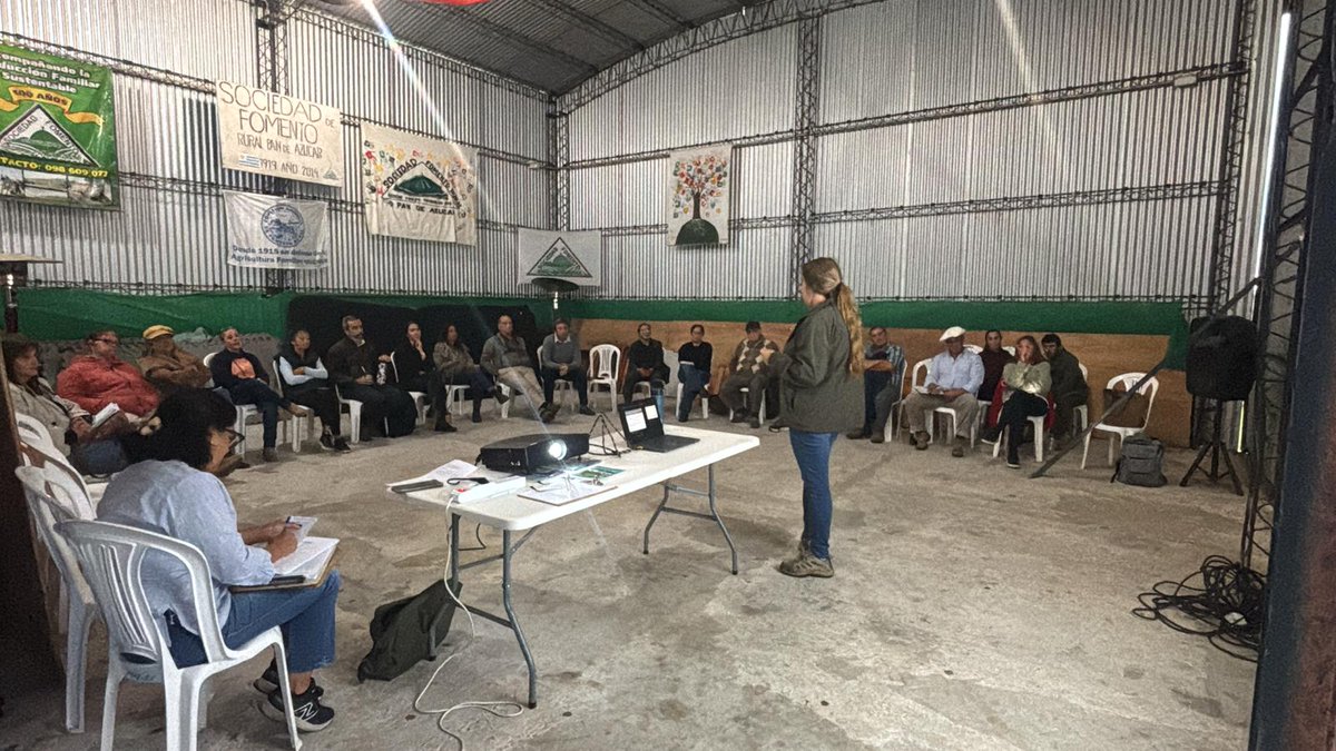 PlanAgro's tweet image. #Ayer en 📍Maldonado

En el marco de la Mesa de Desarrollo Rural 
Charla
✔️Medidas de manejo del rodeo de cría en el otoño
🗣️Ing. Agr. Inés Paredes
📌@sfrpdazucar

#MDR @MGAPUruguay @INC_Uruguay @MaldonadoUY_ #Procría @ineparedescosta #PlanAgro