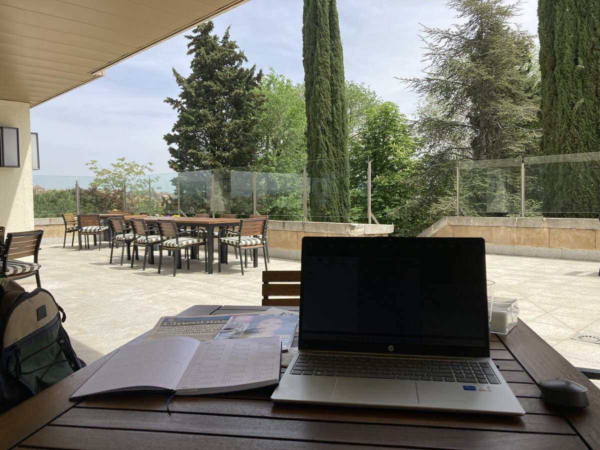 JavierTaber's tweet image. 🏬 🎒 Las barritas energéticas del Decathlon son mi nuevo aliado diario en la mochila cuando voy fuera por trabajo.

🚶🏻‍♂️‍➡️🍫 Un snack ligero como tentempié de cereales y sabor a manzana, chocolate y fresa o coco que aportan 77-140 kcal.

#light #snack #healthy #lifestyle