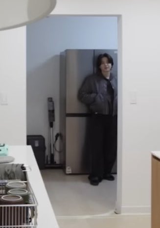 𝓑𝓻𝓾⁷ ^•⩊•^ VAI VER O BTS tweet media