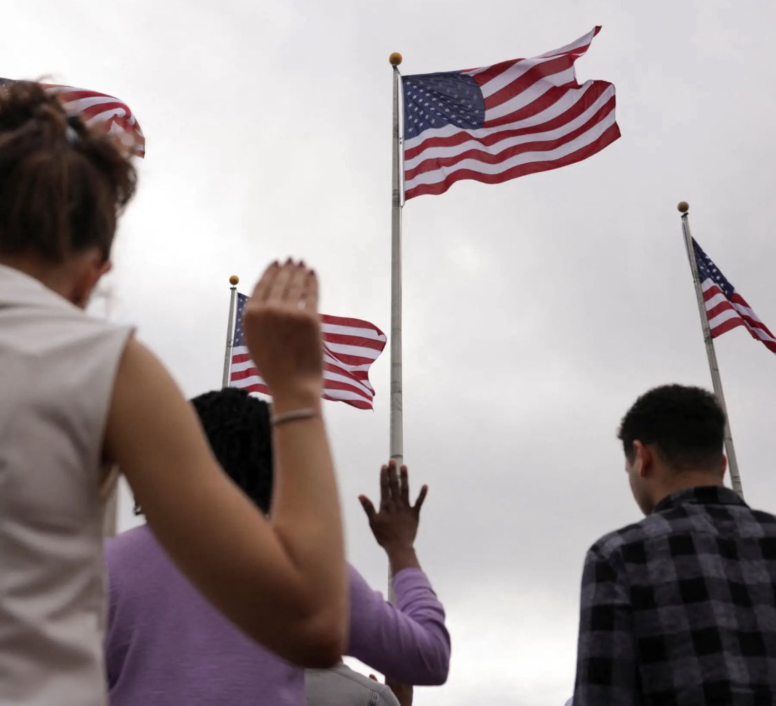 🚨 BREAKING: The Trump administration is preparing to strip citizenship from 100 to 200 Americans every single month.

The Gap: From 1990 to 2017—a span of 27 years—the U.S. filed only 305 total denaturalization cases.

The Surge: The new quota will exceed that 27-year total in