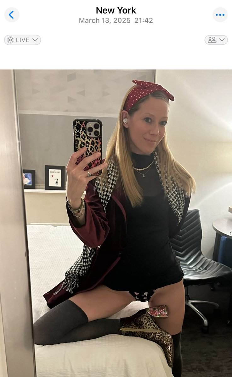 JediJoyJourney's tweet image. 90 days Sober and Counting: Grateful to not be wasted, like I was in March 2025 #Manhattan ❤️🖤❤️