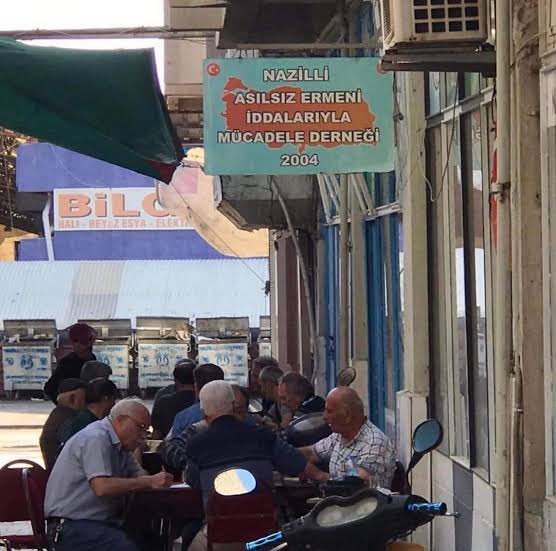 sarı çizmeli mehmet ağa tweet media