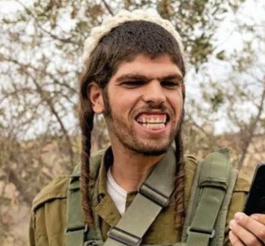 Fat Tony tweet media