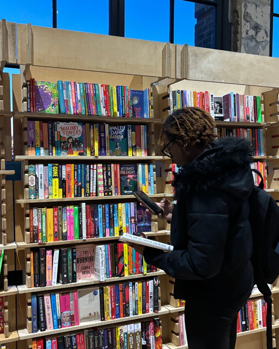 NLBookFest's tweet photo. What a special way to start the festival! Inspiring conversation from @KadiatuKM &amp; jeffreykboakye; beautiful music from Konya &amp; Braimah Kanneh-Mason. 

And that's just the beginning... we've got a whole weekend of delights ahead of us. Don't miss it!
🎟️  https://t.co/iDVryuTTiU https://t.co/pXY3Z3gK7G