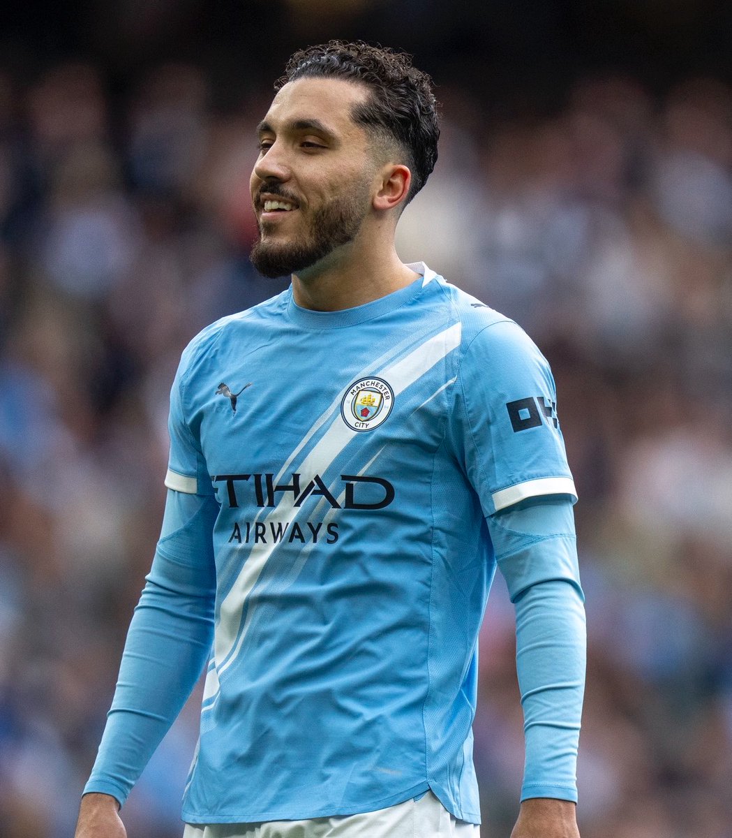 𝙼𝚒𝚛𝚊♡ tweet media