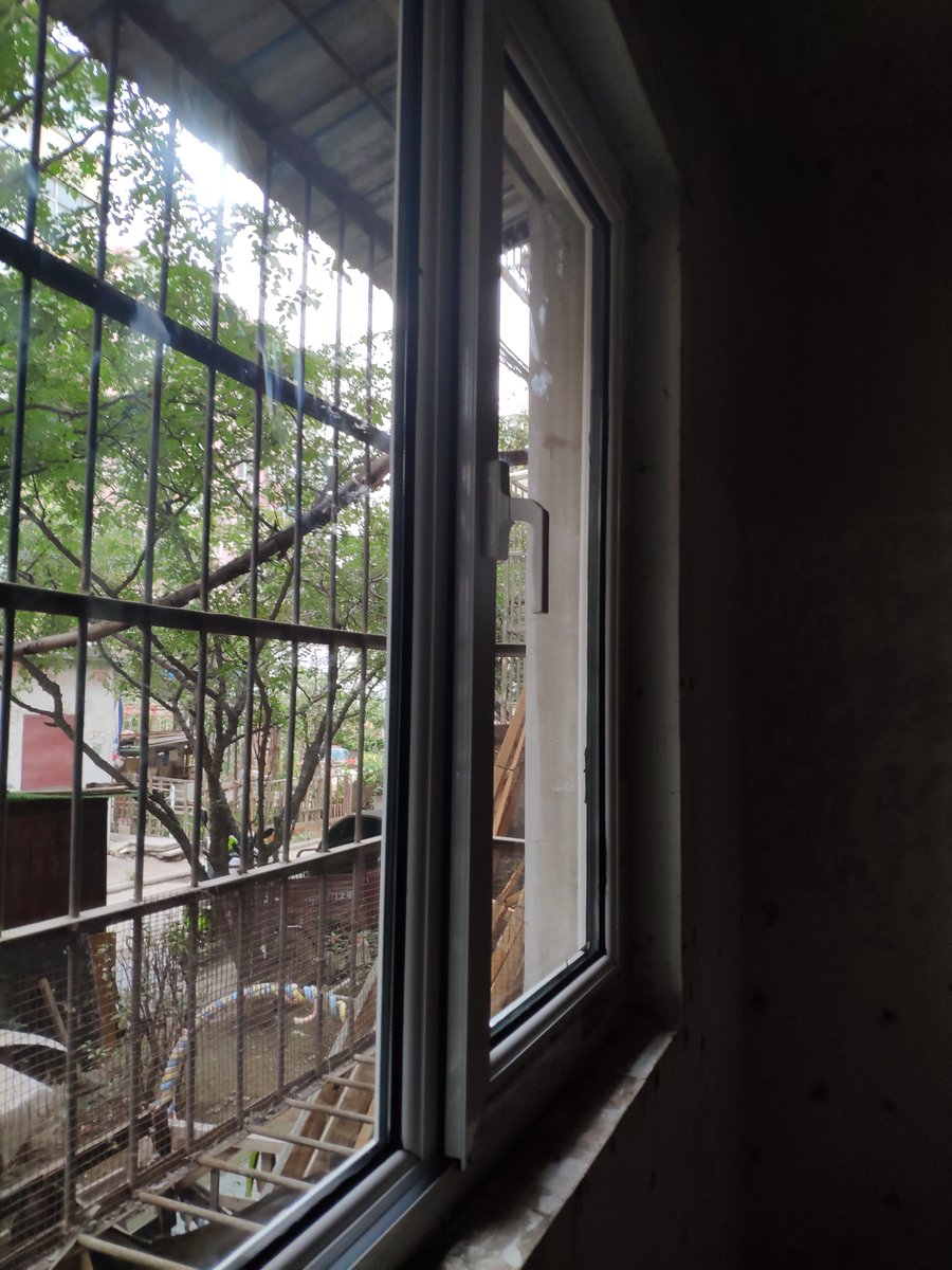 Saurabh20314643's tweet image. "Turn old glass jars into stylish storage! Clean → Paint (matte black + gold accents) → Add a bamboo lid. Perfect for bathroom cotton balls or kitchen spices. Zero waste, 100% chic  #Upcycle #DIY #EcoFriendly"