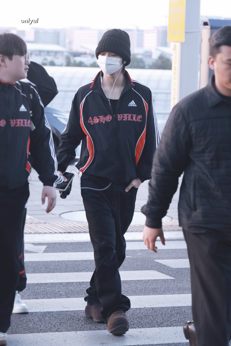 𝙤𝙣𝙡𝙮𝙪𝙡 tweet media