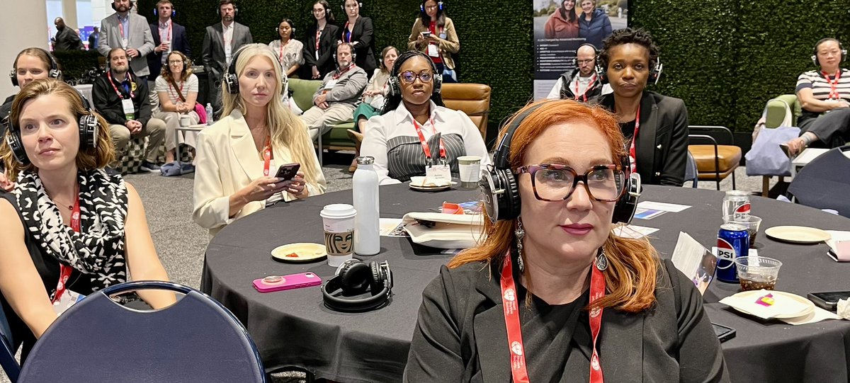 MGMayanrn's tweet image. @HRSonline @experienceHRX @HeartRhythmTV @Ariat104 &amp;amp;  Aileen Ferrick PhD sharing history~the Heart ♥️ of HRS: Allied Professionals. History front and center: yesterday, today and tomorrow. #WeAreHRS! #Governance #Recognition #Inclusion #PatientCare  #EPeeps