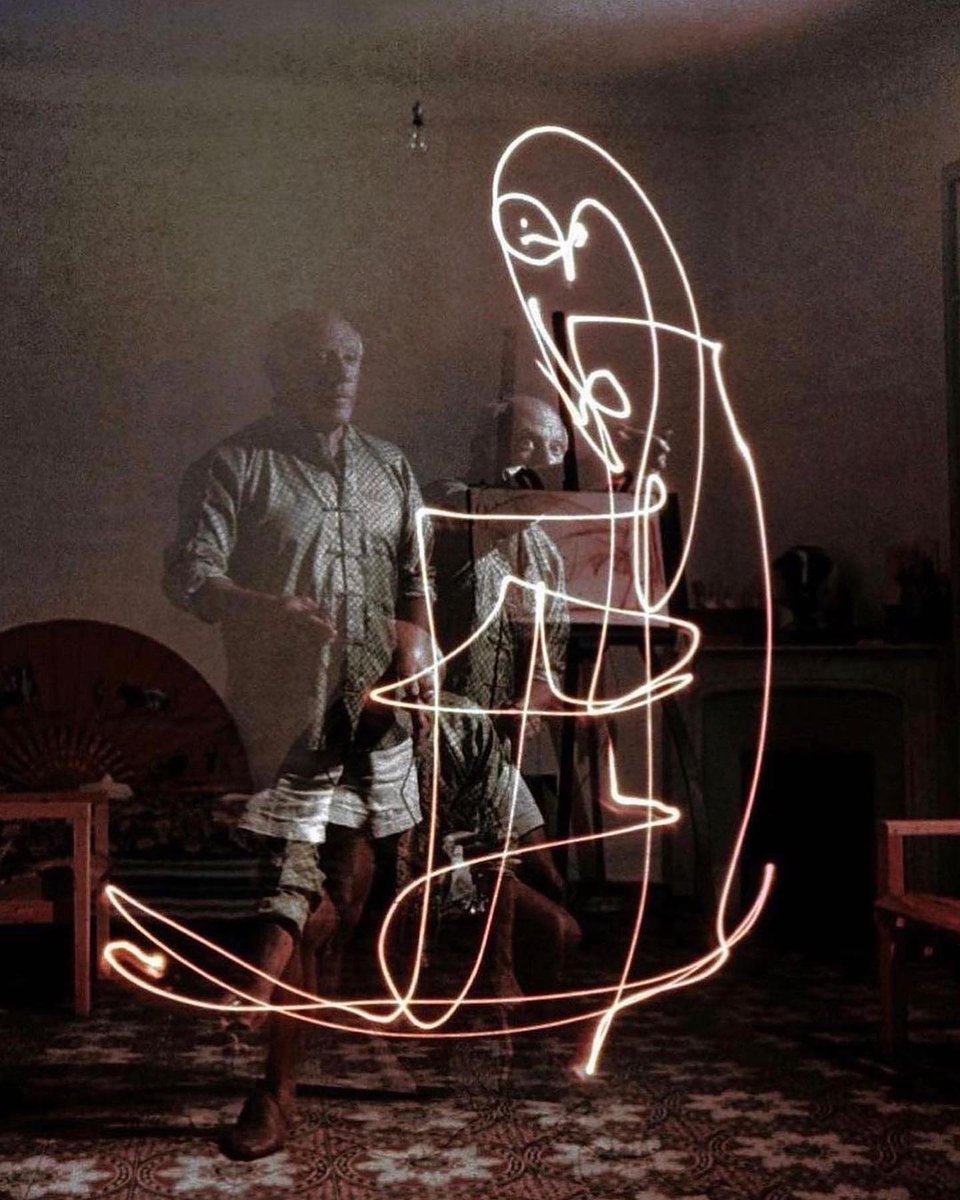 Composition tweet media