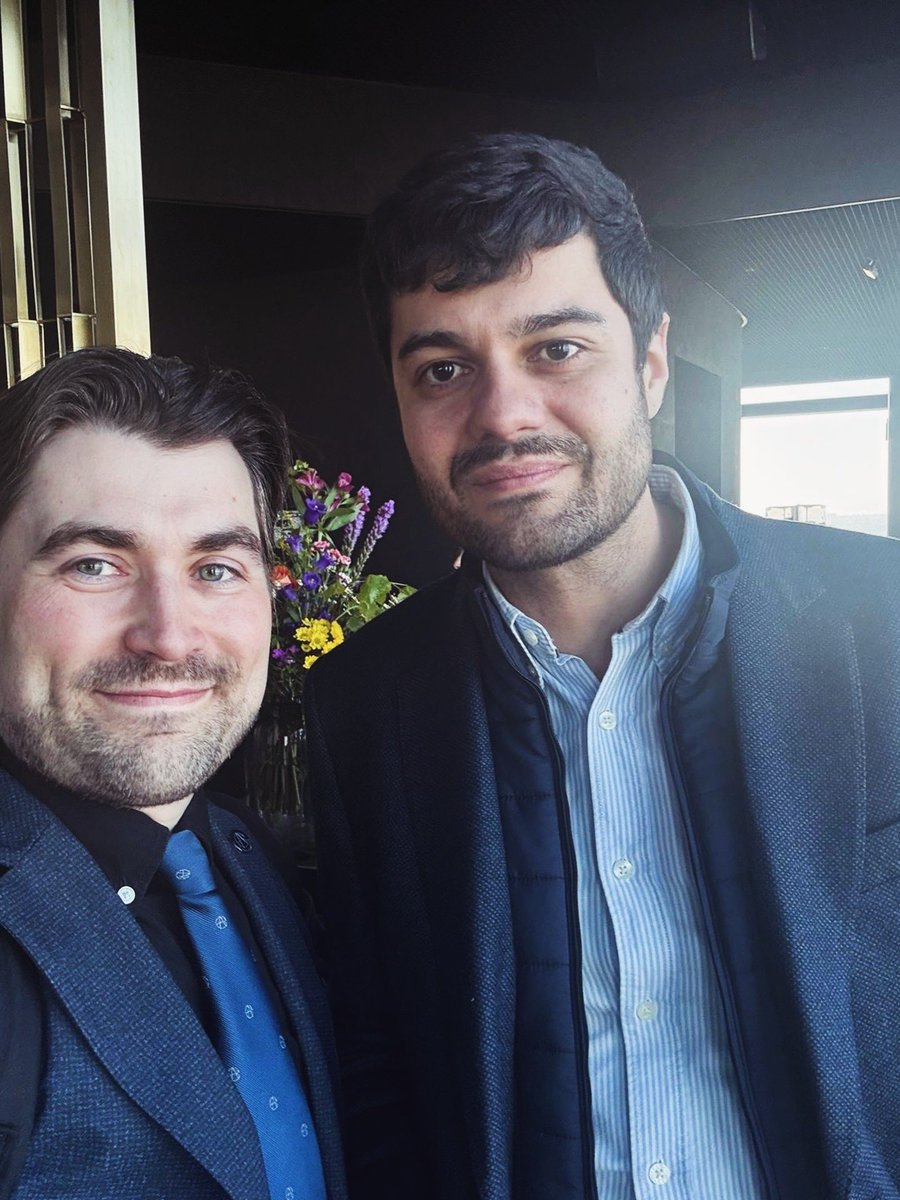 GFeijoo_NS's tweet image. Great days in Rotterdam as faculty at the EANS Cranial Approaches course. A pleasure to share our experience in cranial surgery, exchange knowledge, and demonstrate approaches live. Grateful for the opportunity and inspiring environment!
#EANS #neurosurgery #lab #handson