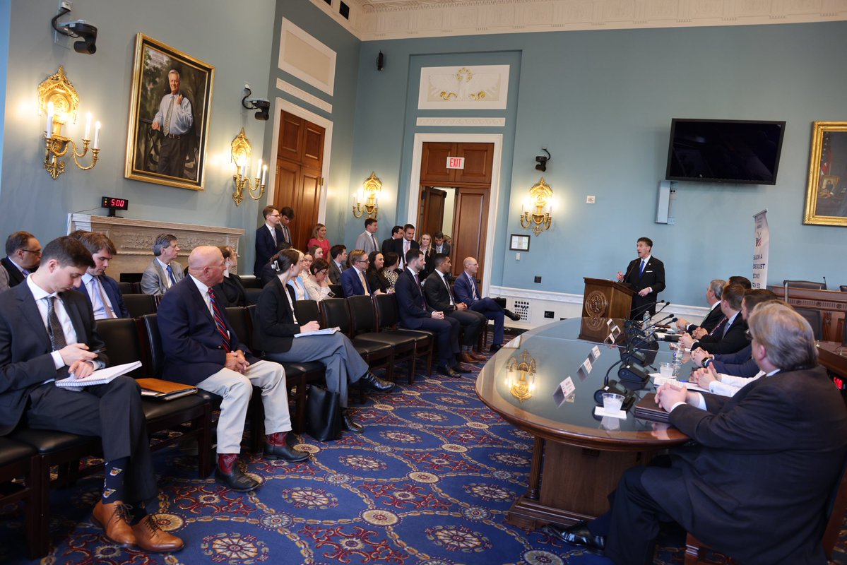 Rep. David Kustoff tweet media